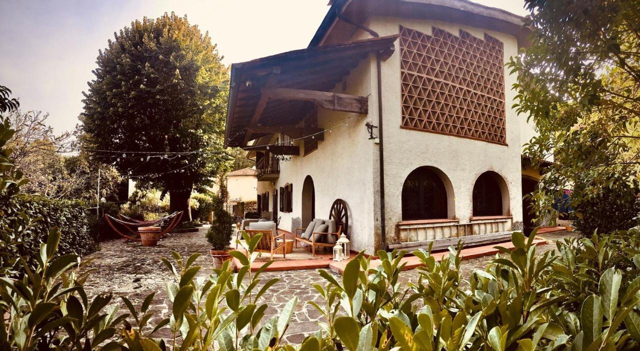 Casale I Tigli Bed & Breakfast Lucca Bagian luar foto